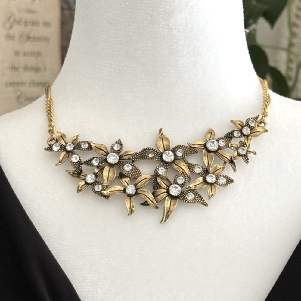 Elegant Antique Gold Finish Raised Floral Ornate Statement Necklace 8” Drop